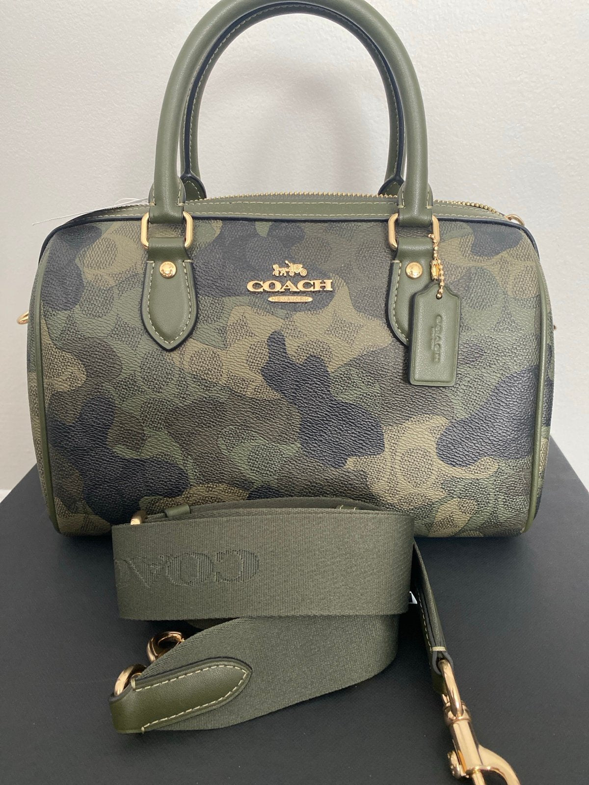 pic_2deaac3f-9e40-43ee-938f-71fc688a99cd